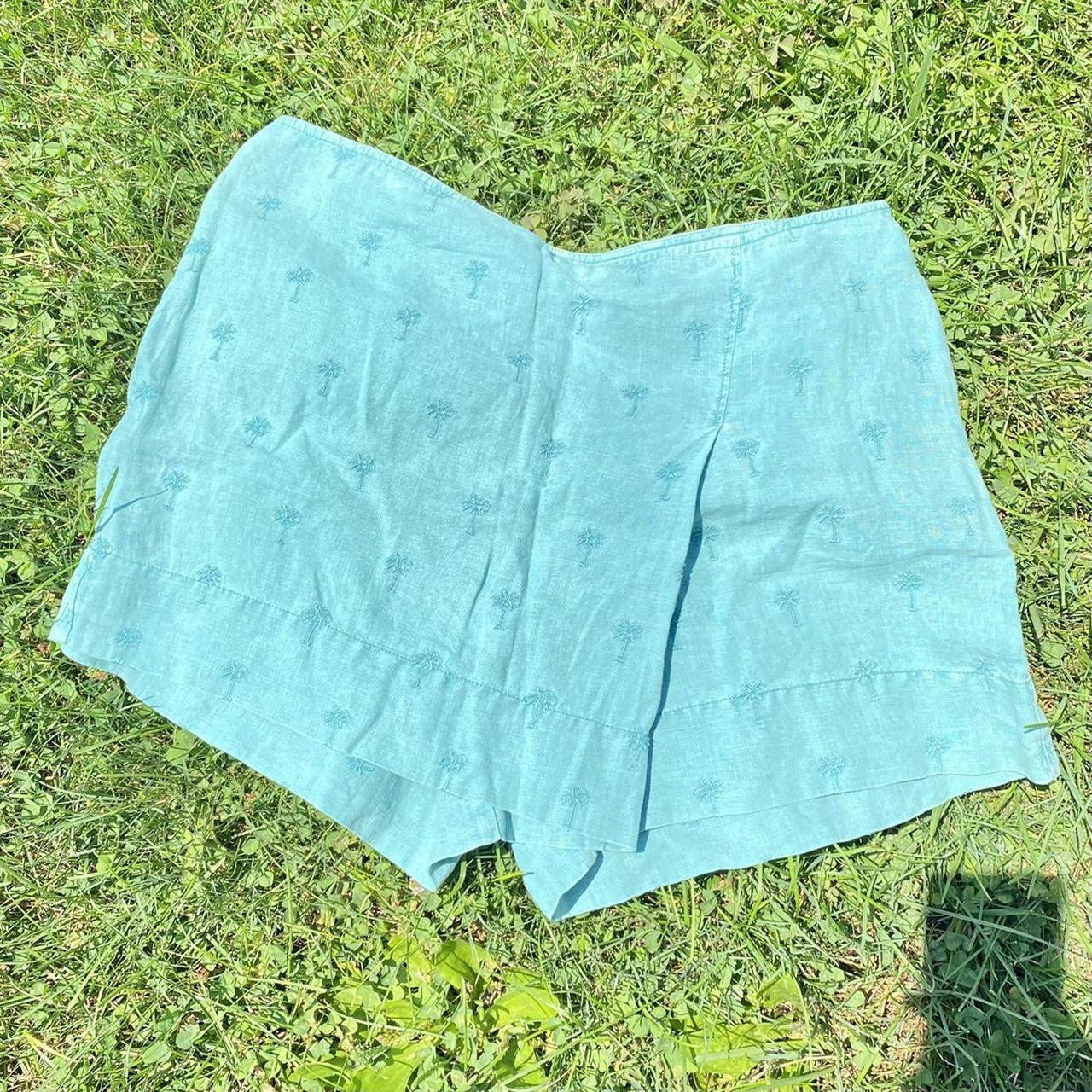 Tommy Bahama Women's Blue and Green Shorts | Depop