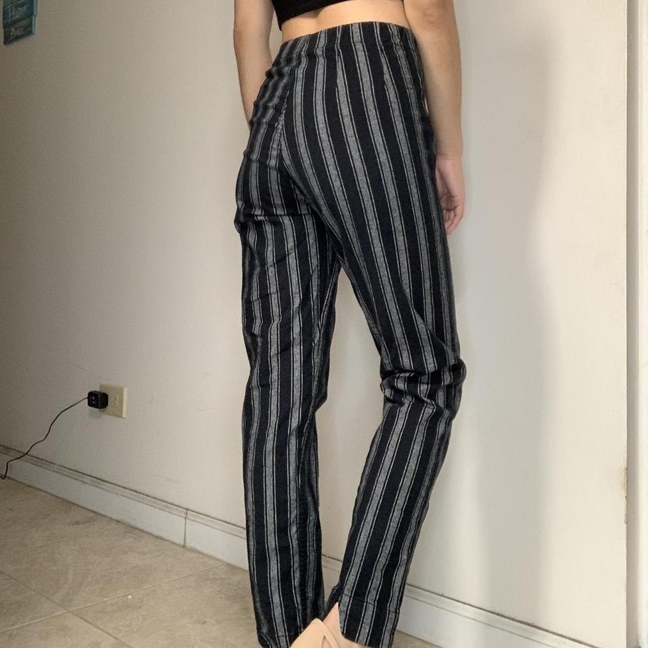 Brandy Melville black tilden pants 🤍 cutest black... Depop