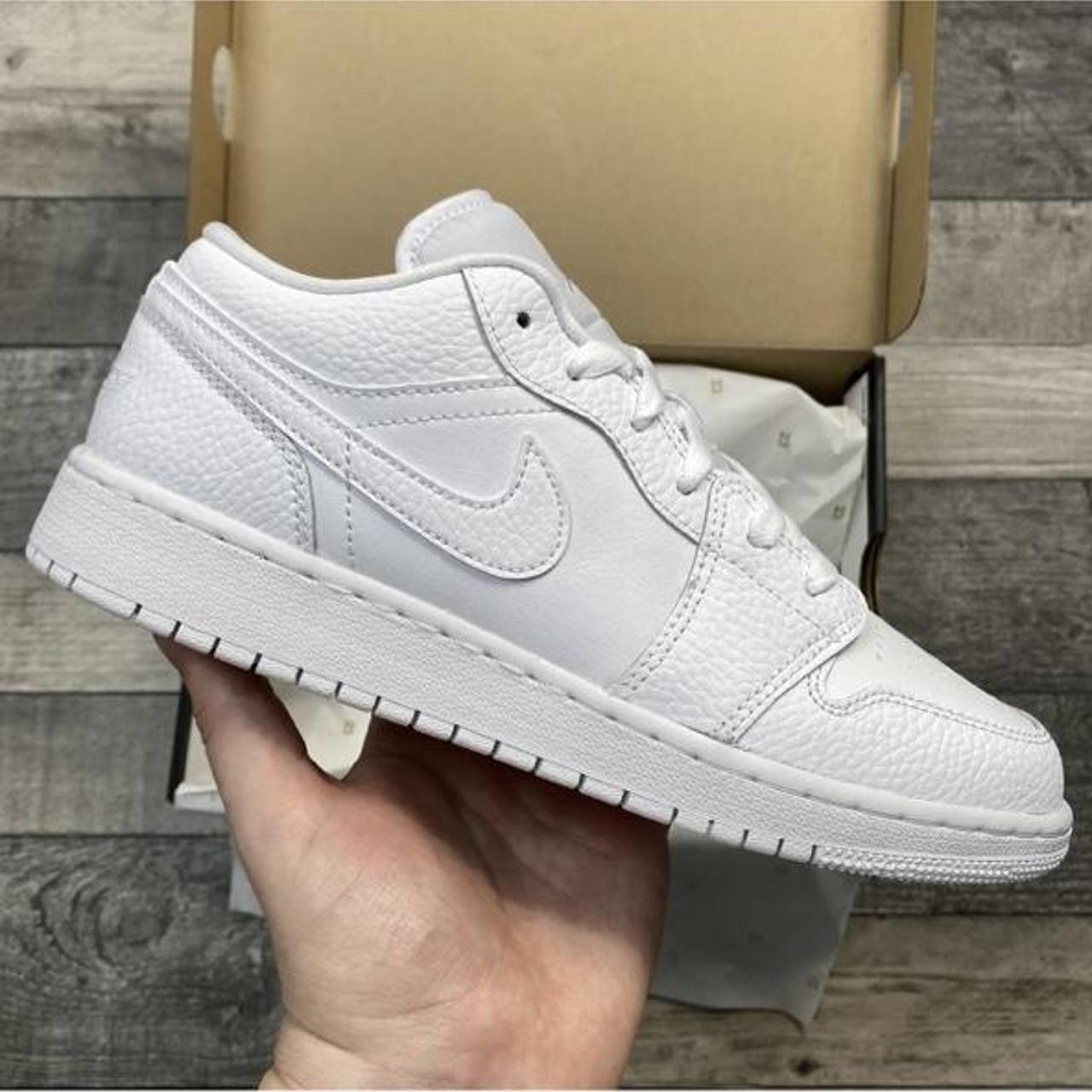 sports direct nike tanjun trainers