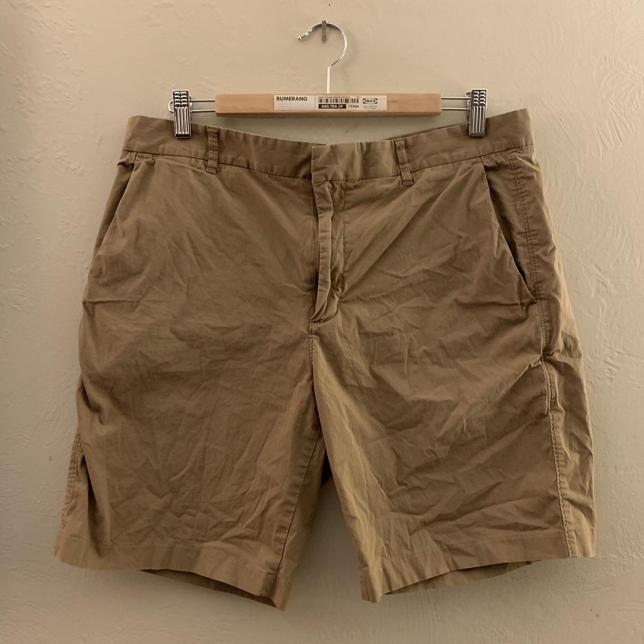 Everlane Men's Tan and Cream Shorts Depop