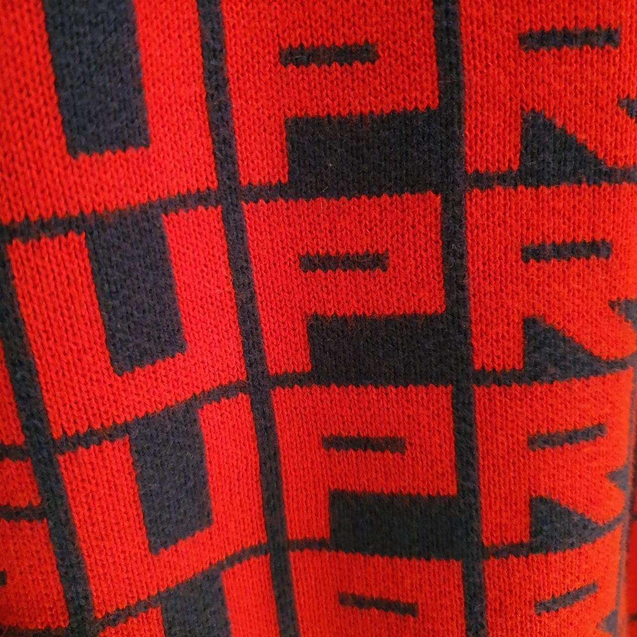 FELPA CON CAPPUCCIO logo rosso supreme (media) EUR 172,99 - PicClick IT