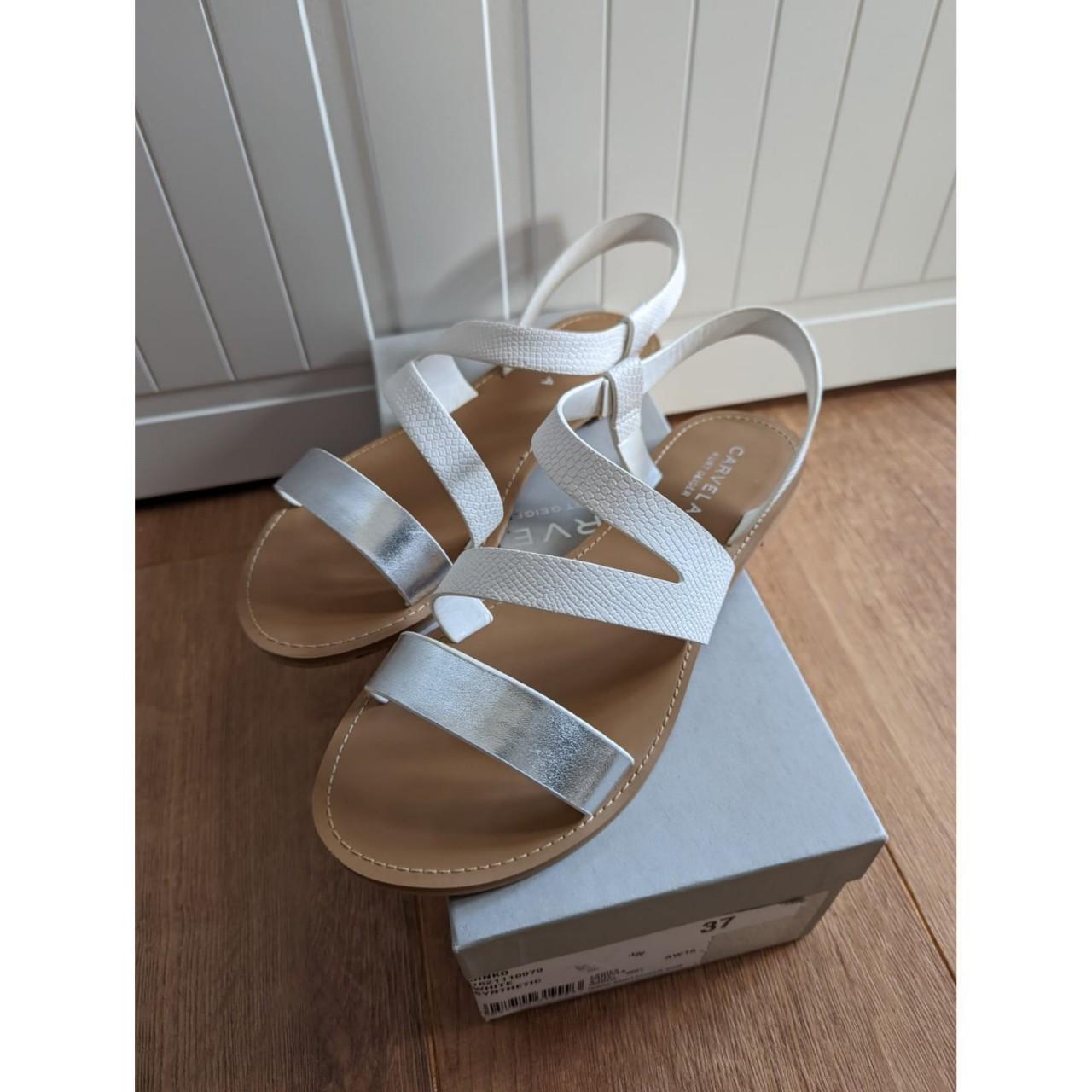 carvela white flip flops