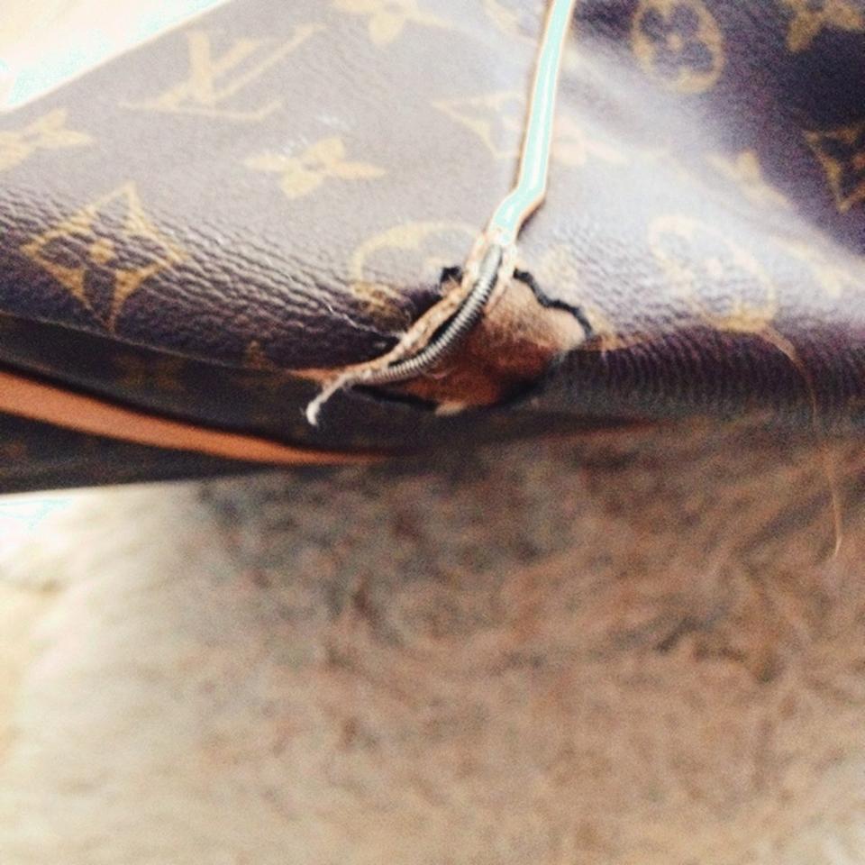 Louis Vuitton clam shell bag Vintage Zip with suede - Depop