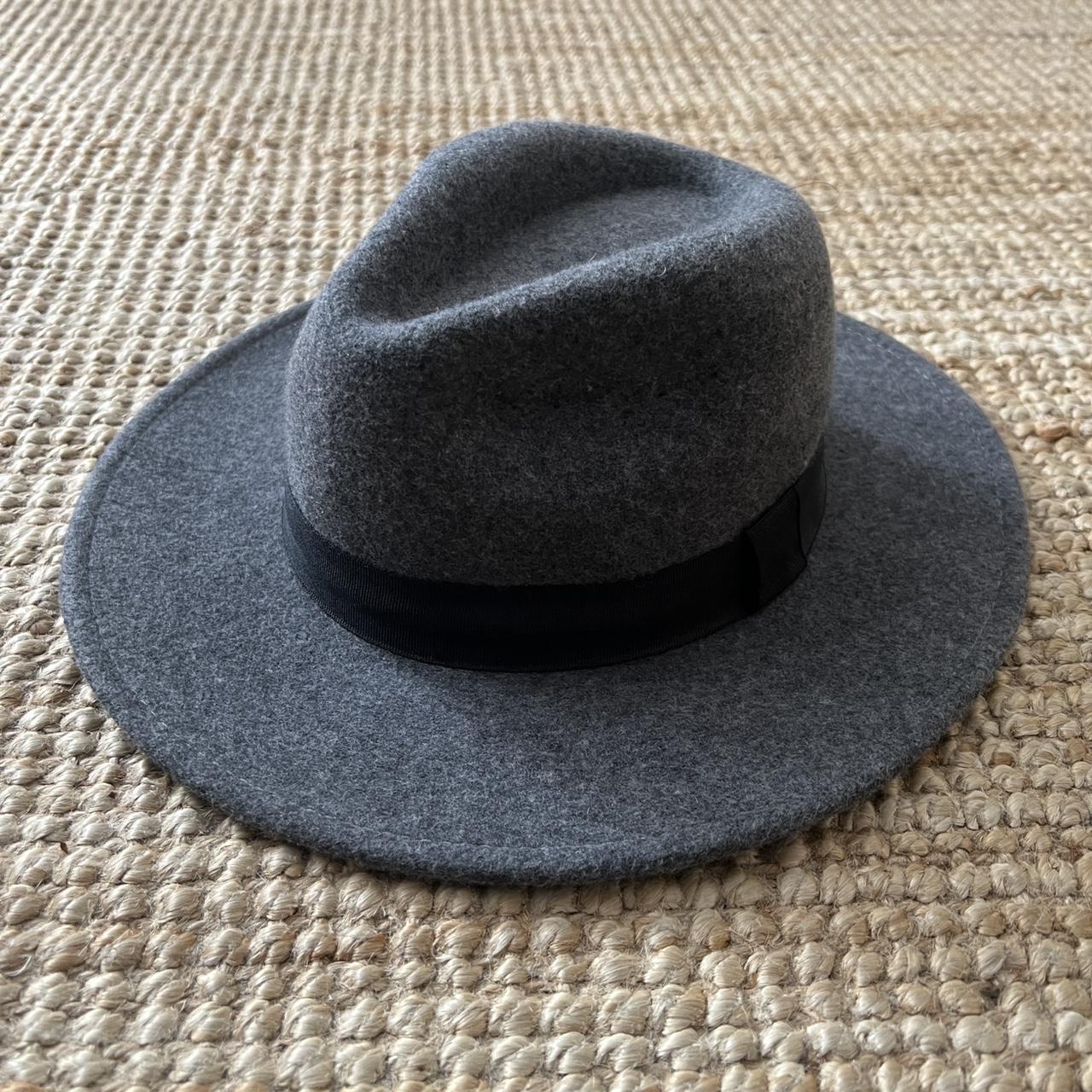 Women's Grey and Black Hat | Depop