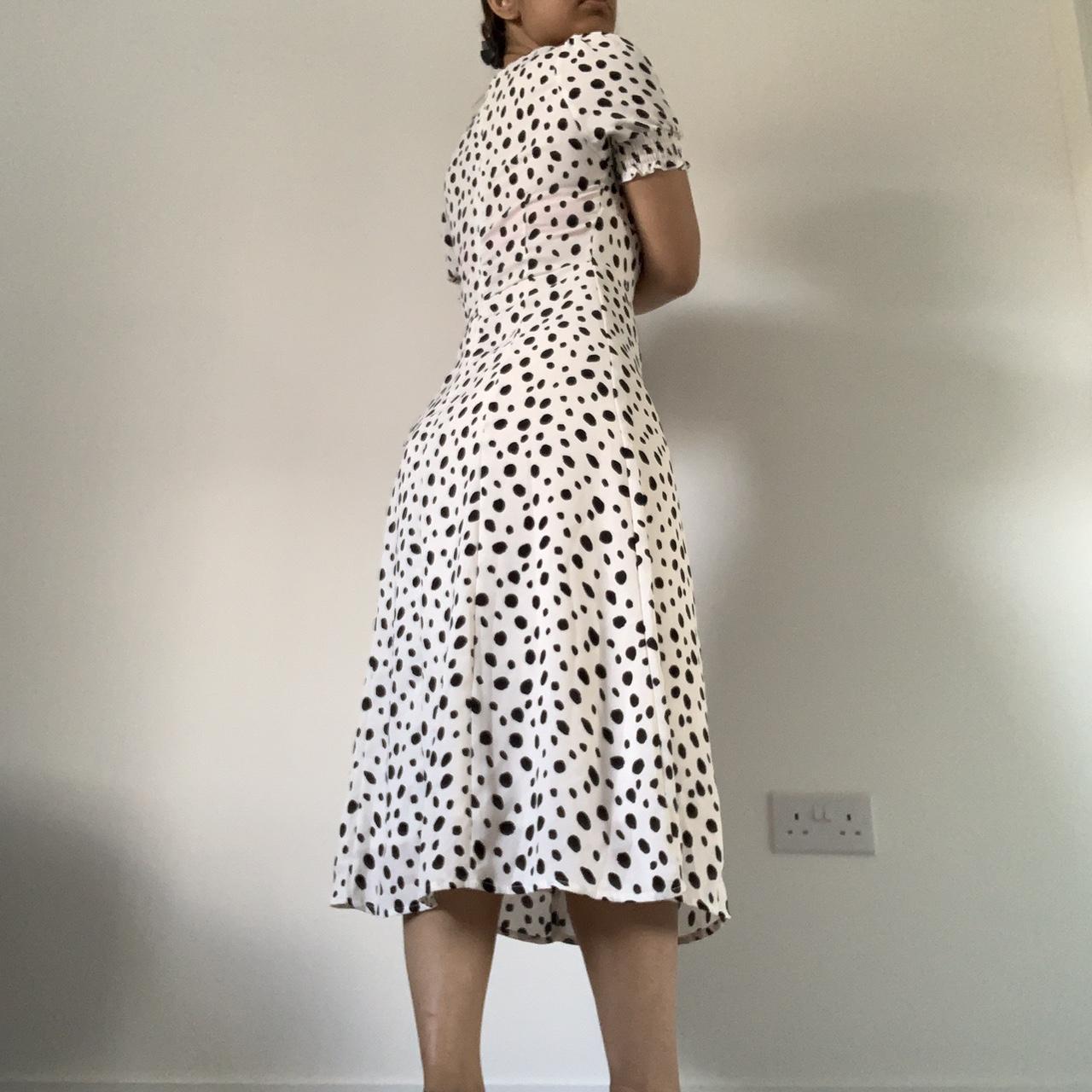 White Polka Dot Midi Dress With Puff Sleeves And Depop