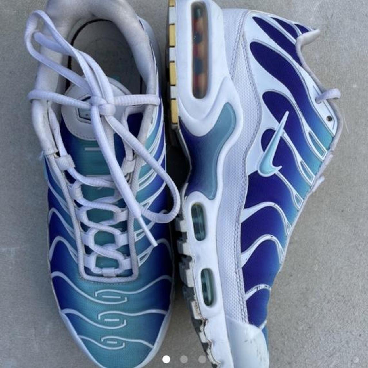 aqua nike tns