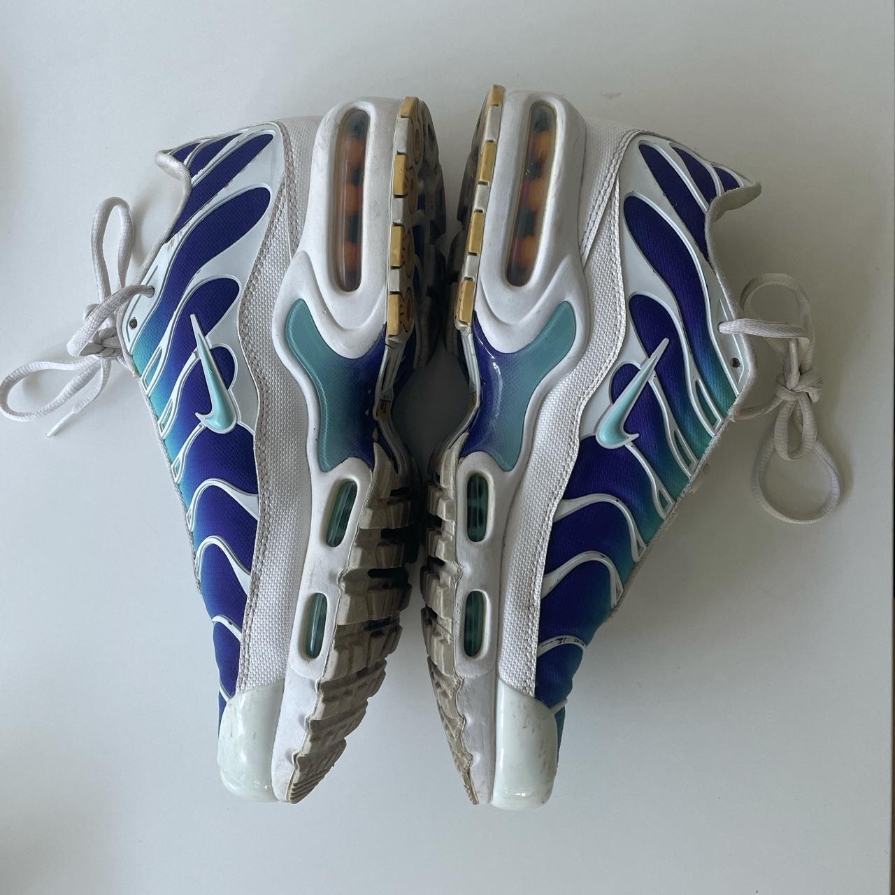 aqua nike tns