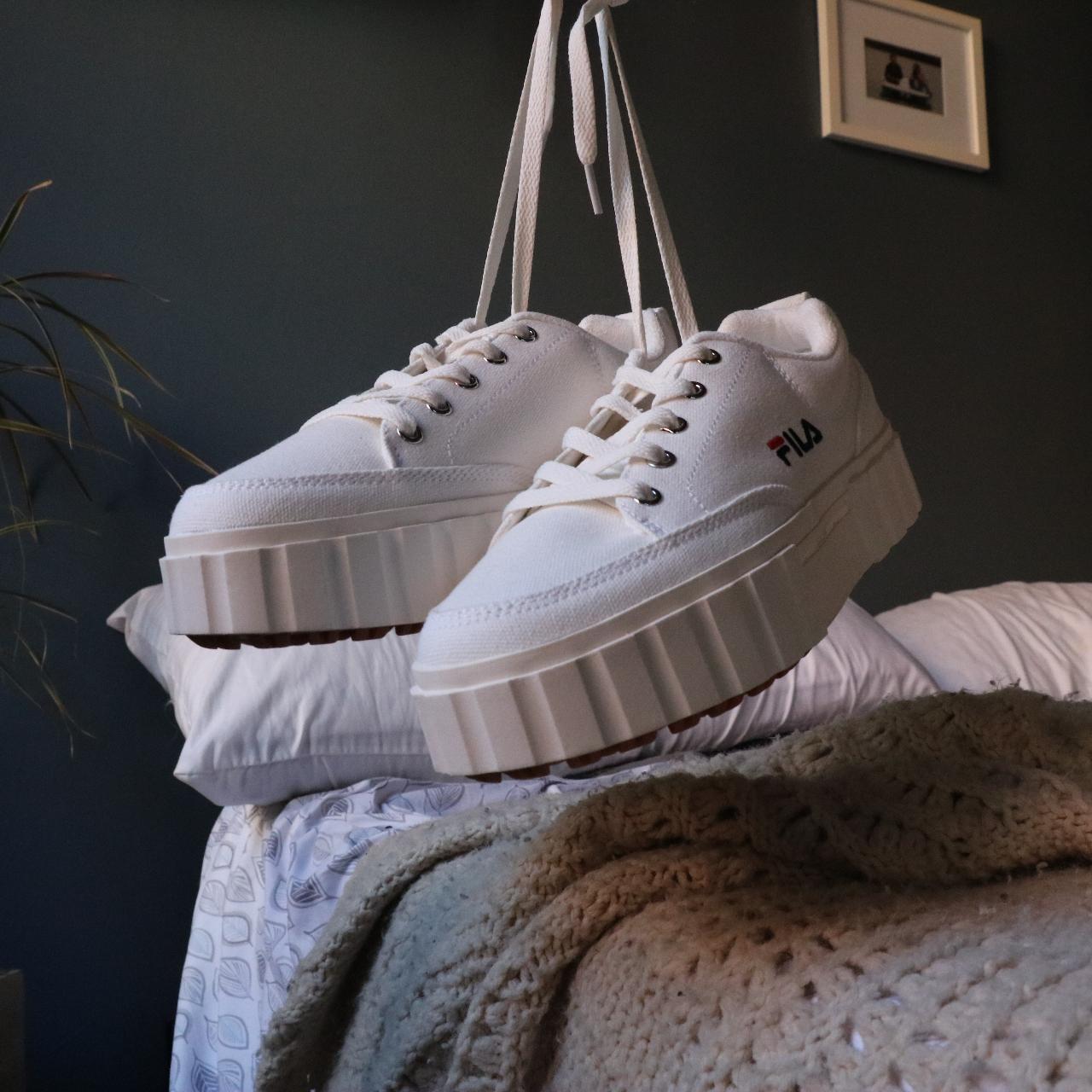 fila sandblast sneakers