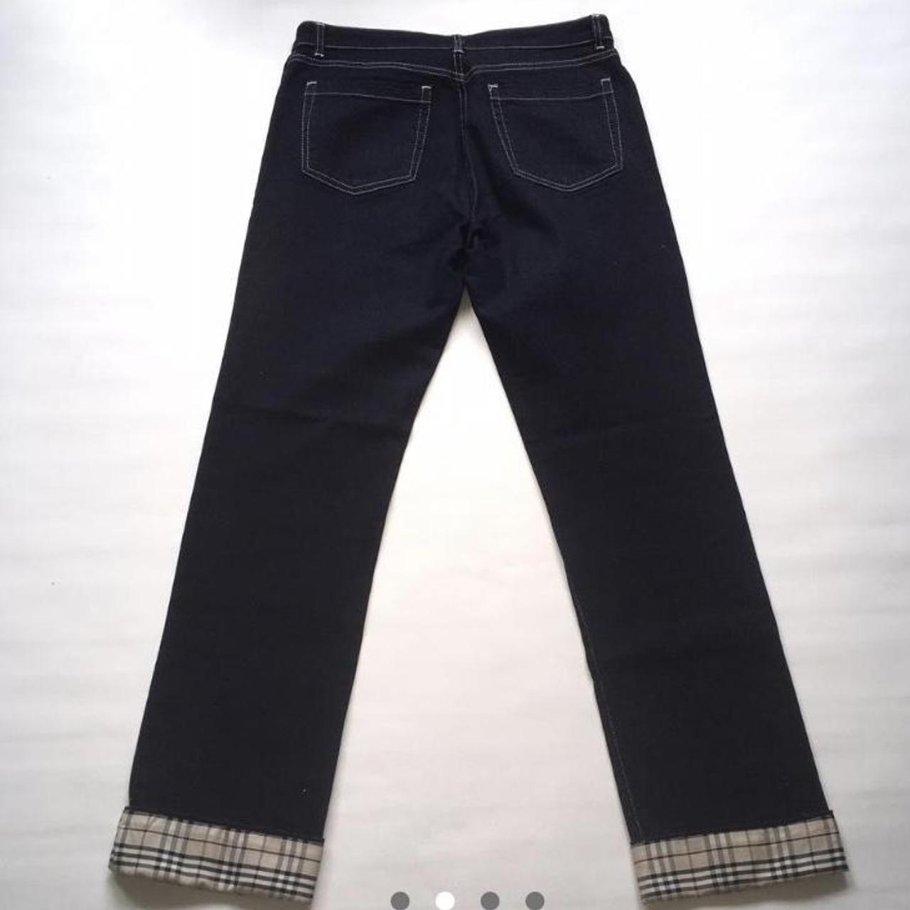 Women Burberry Jeans in dark blue with roll up | Depop