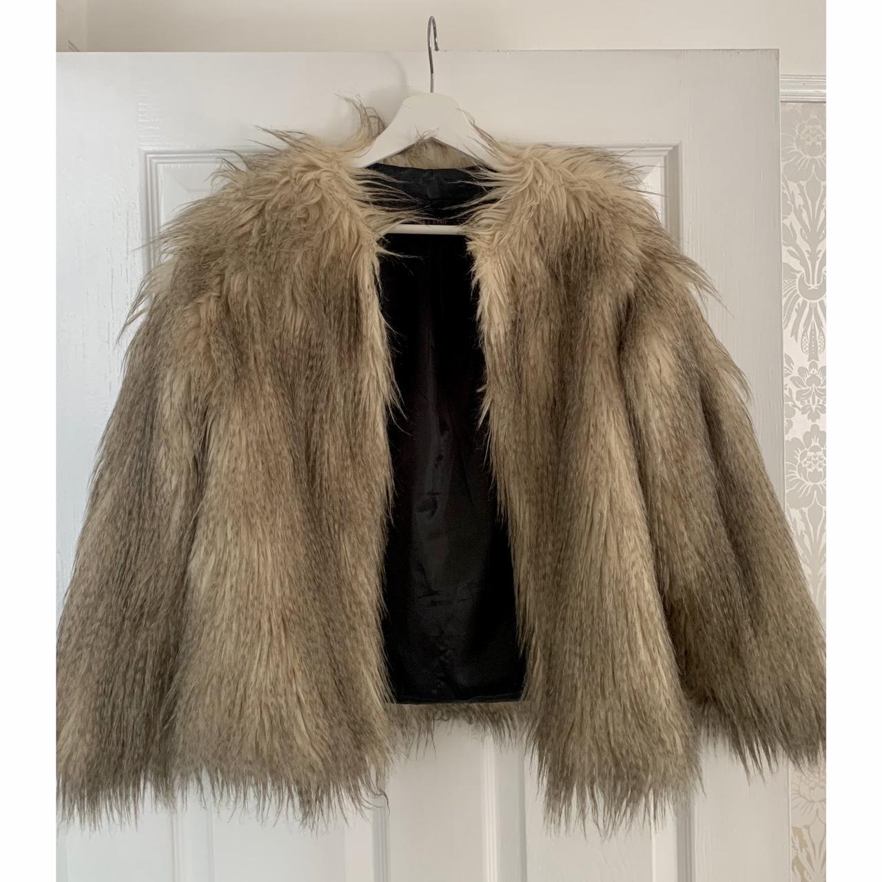 Zara faux fur crop jacket 3/4 sleeve Great condition... Depop