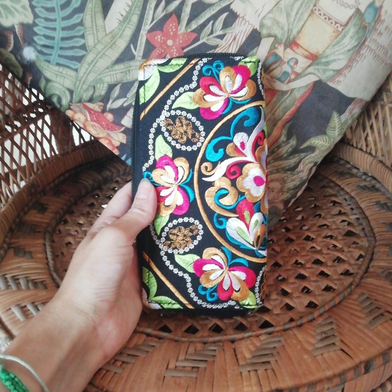 Product Image 1 - Beautiful embroidered purse in a