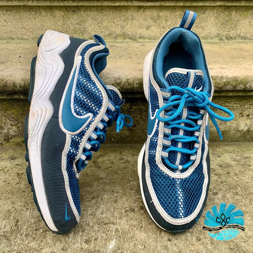 Nike air zoom outlet spiridon bleu et blanc