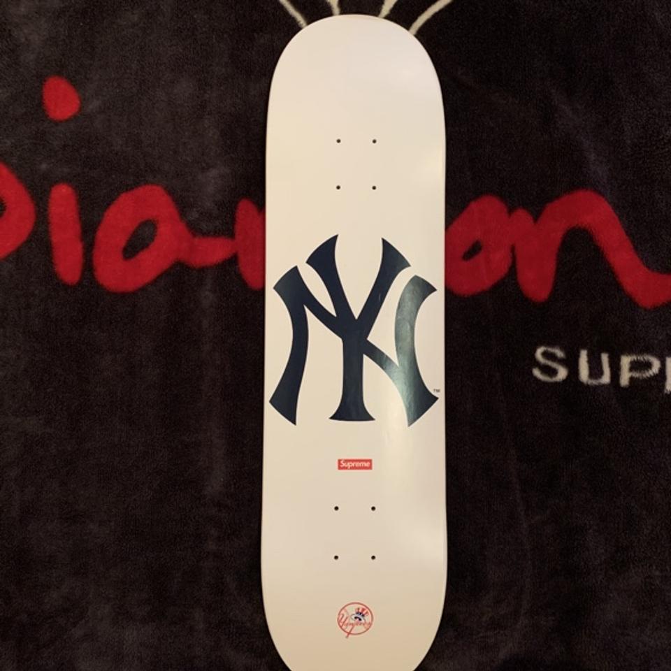 SUPREME X NY Yankee Skateboard Deck , NEVER BEEN...