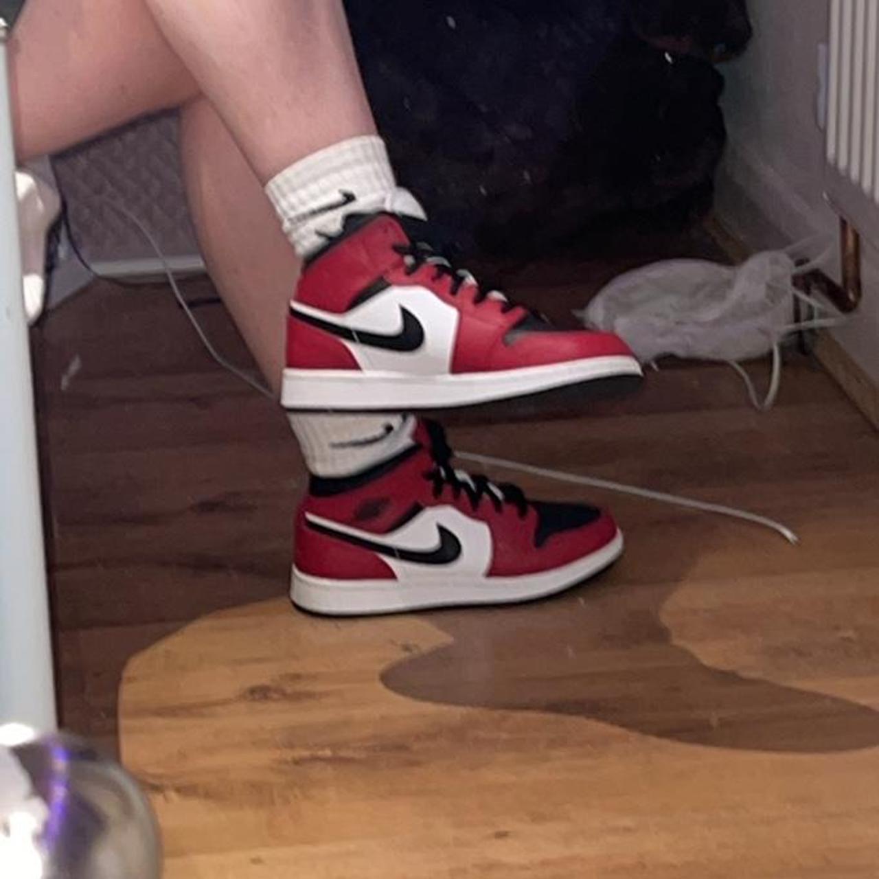 j1 mid chicago white toe