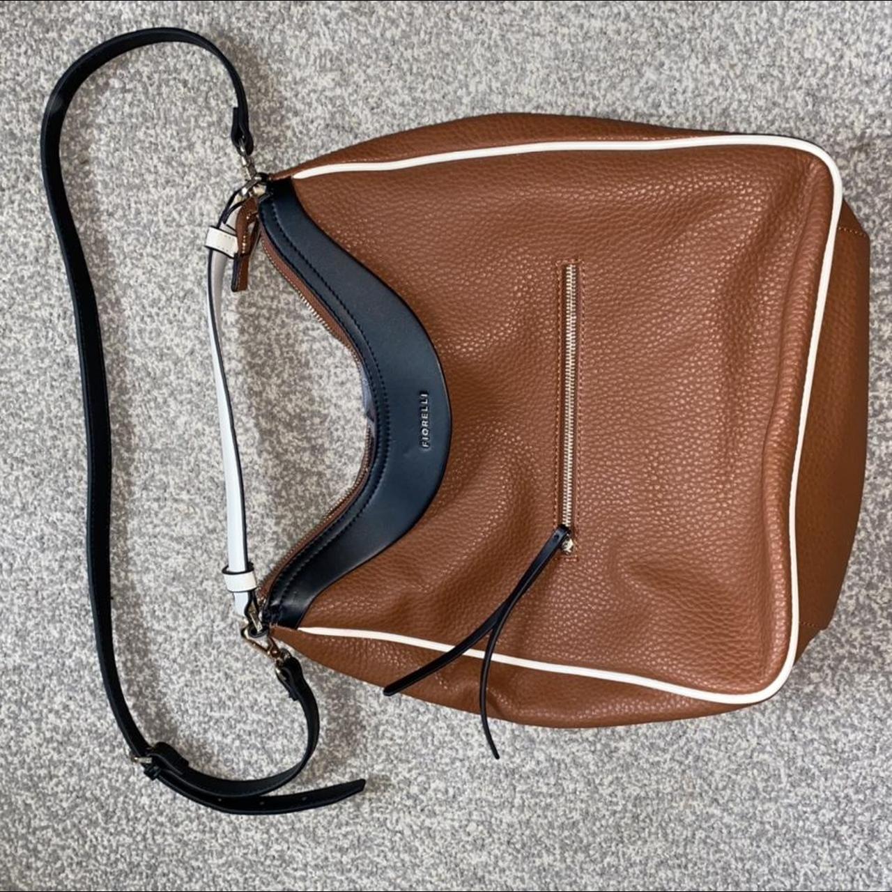 Fiorelli shoulder bag tan colour with white handle Depop