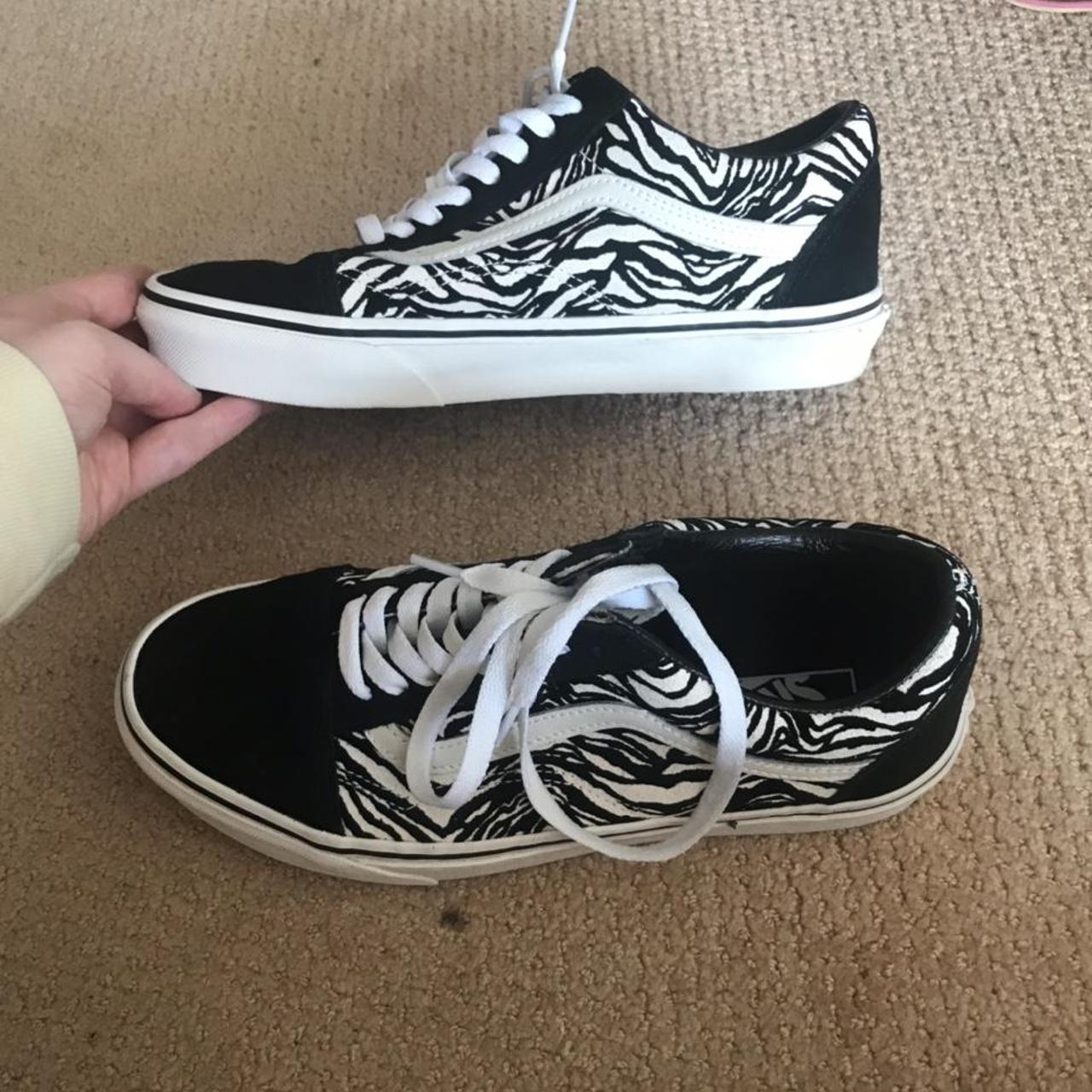 Vans old skool sales zebra