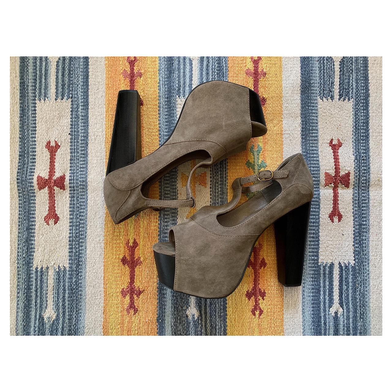 Jeffrey Campbell Women's Grey and Black Courts