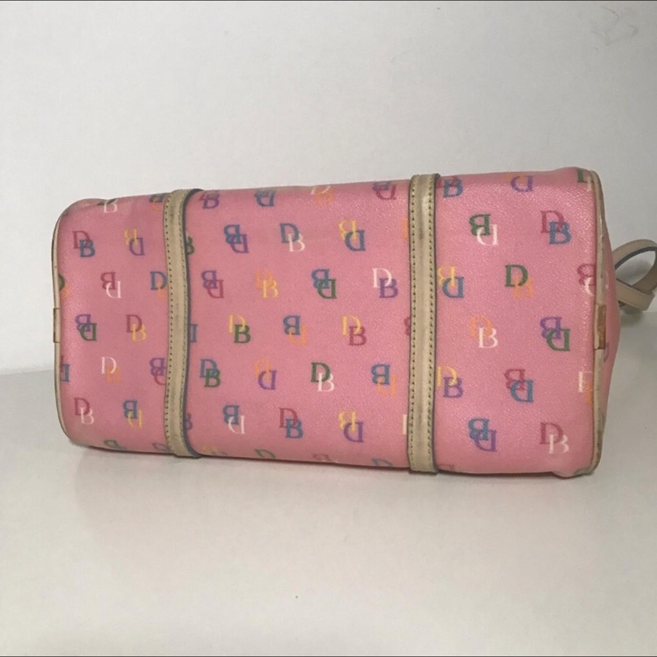 Thrifted pink m&m's purse 👛 Super cute 🎀, nice - Depop