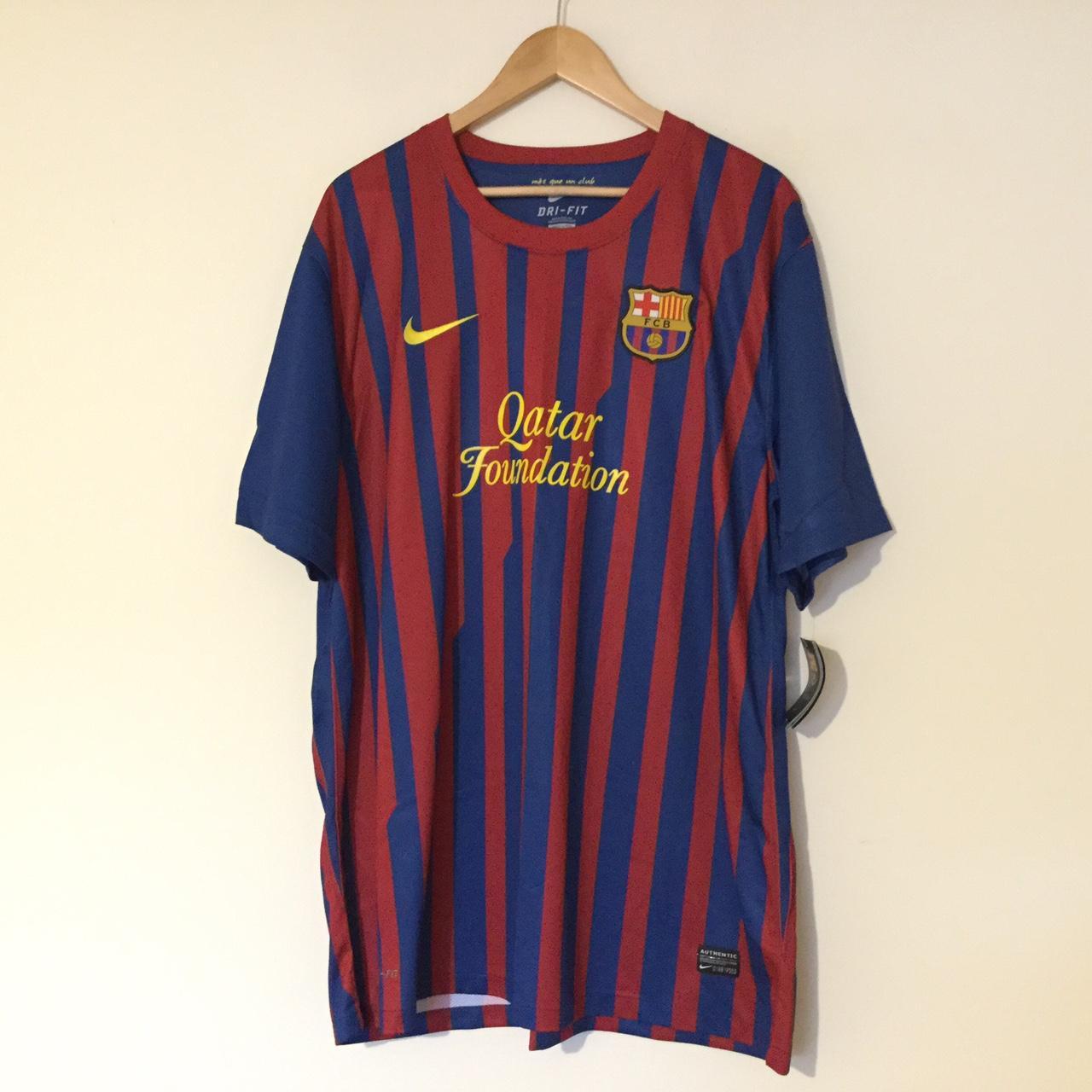 Barcelona - Nike Men’s Football Shirt - T Shirt - - Depop