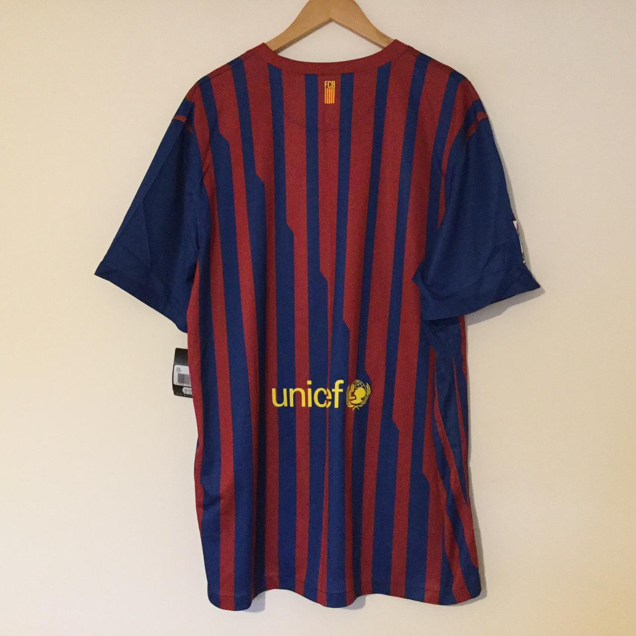 Barcelona - Nike men’s football shirt - t shirt -... - Depop