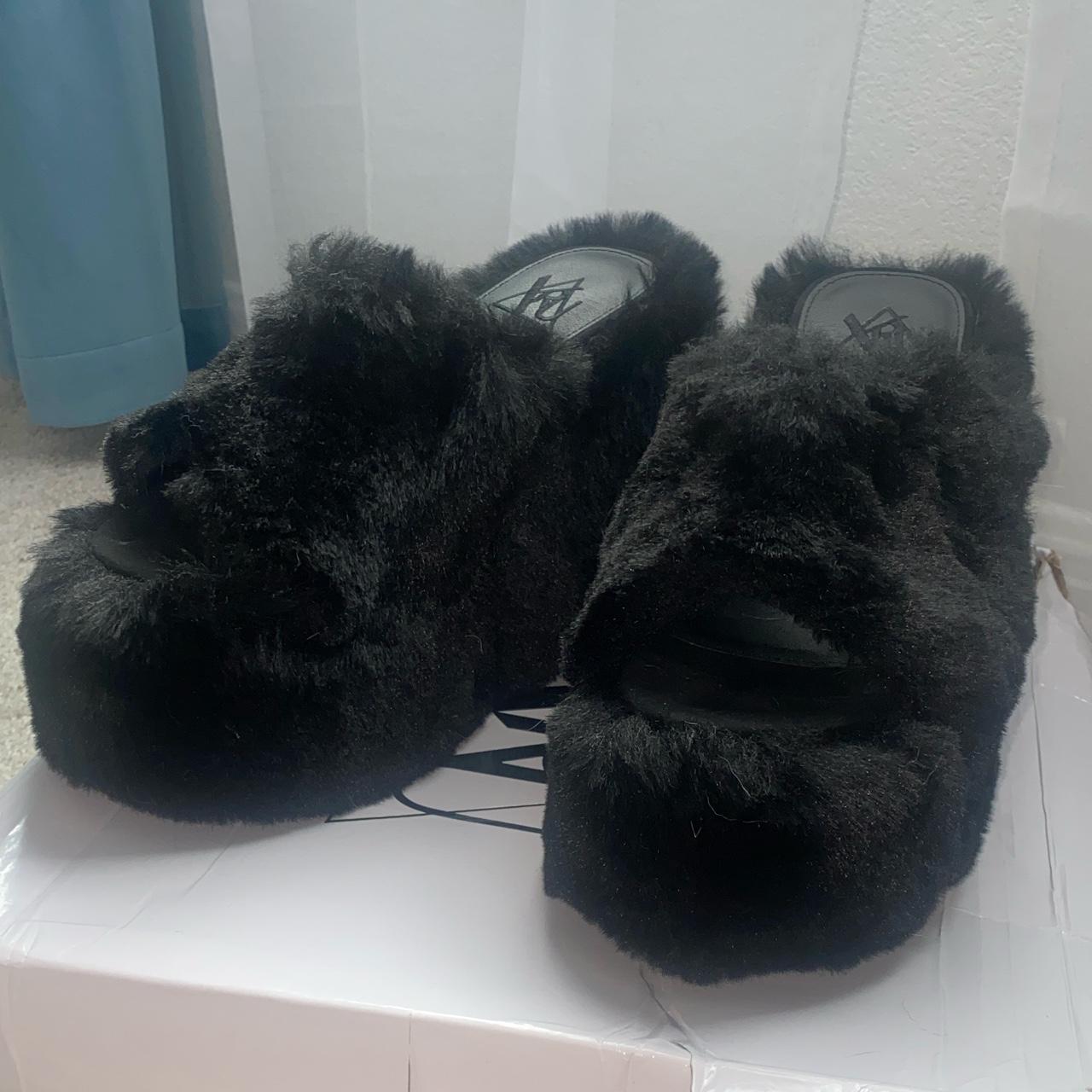 Black Shearling Sandals - Faux Fur Sandals - Slipper Sandals - Lulus