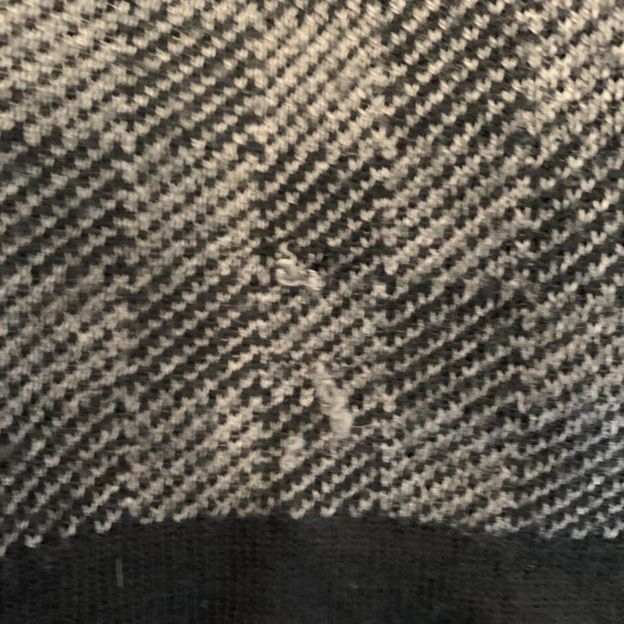 Authentic huge Louis Vuitton scarf This is a big - Depop