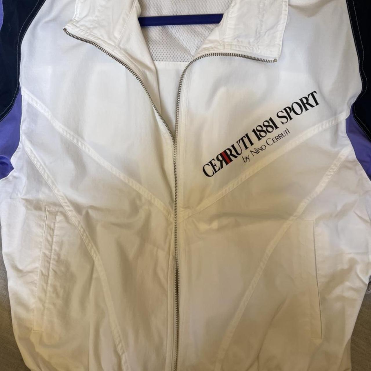 Cerruti 1881 Sport Zipper Jacket does not have any Depop