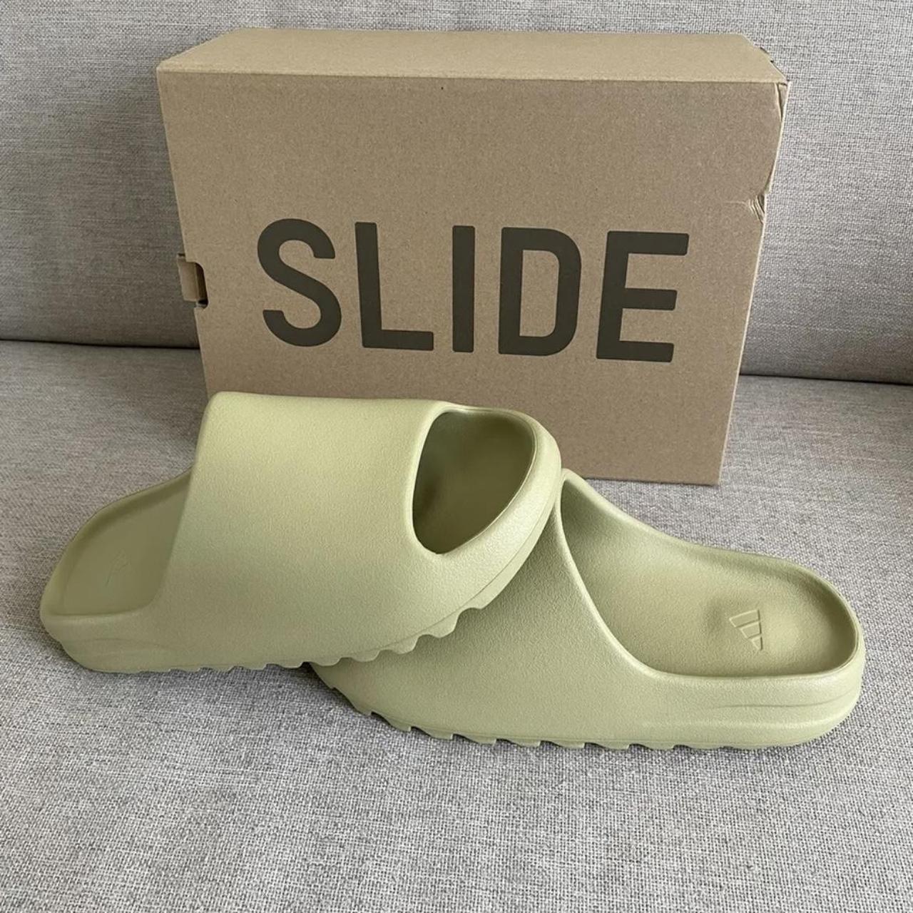 yeezy slide 11