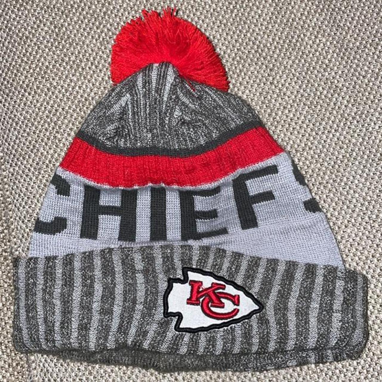 New Era Men's Kansas City Chiefs Cuffed Pom Red Beanie