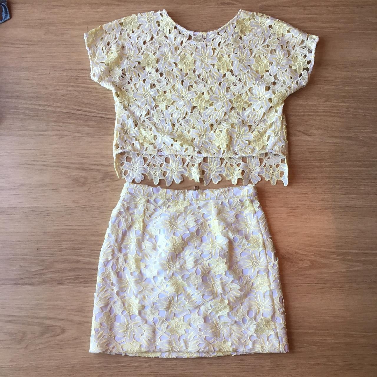 Women’s River Island Coord suit in yellow and