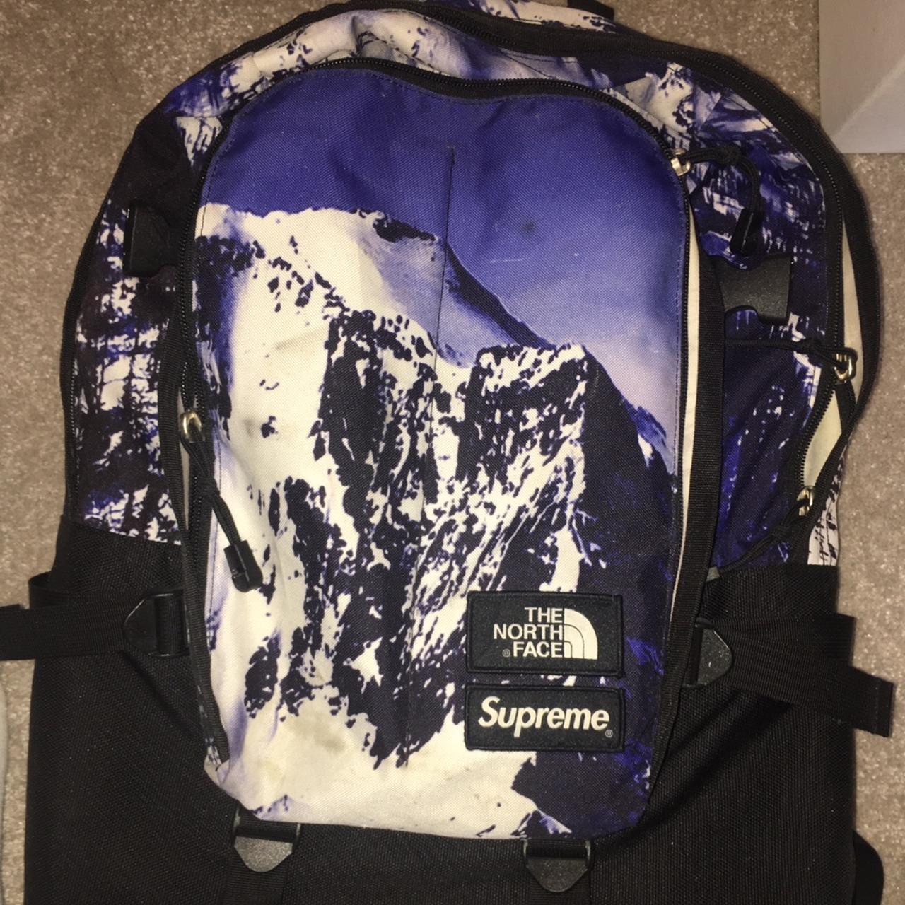 Supreme north outlet face mountain backpack