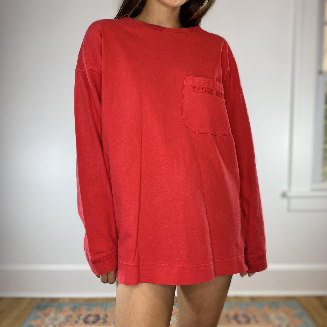Calvin Klein Women's Red Tshirt Depop