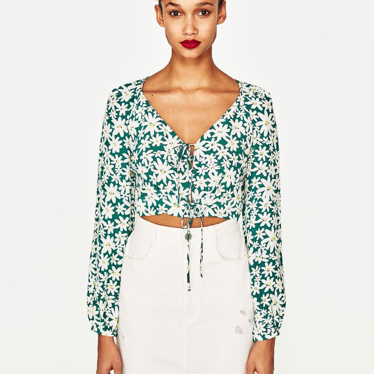 zara daisy crop top