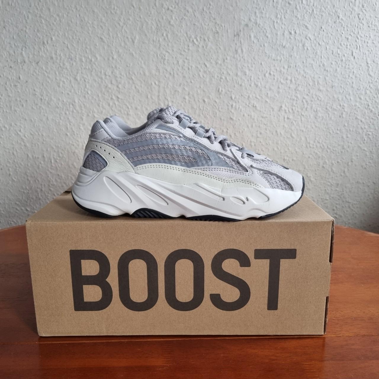 Harga yeezy clearance 700