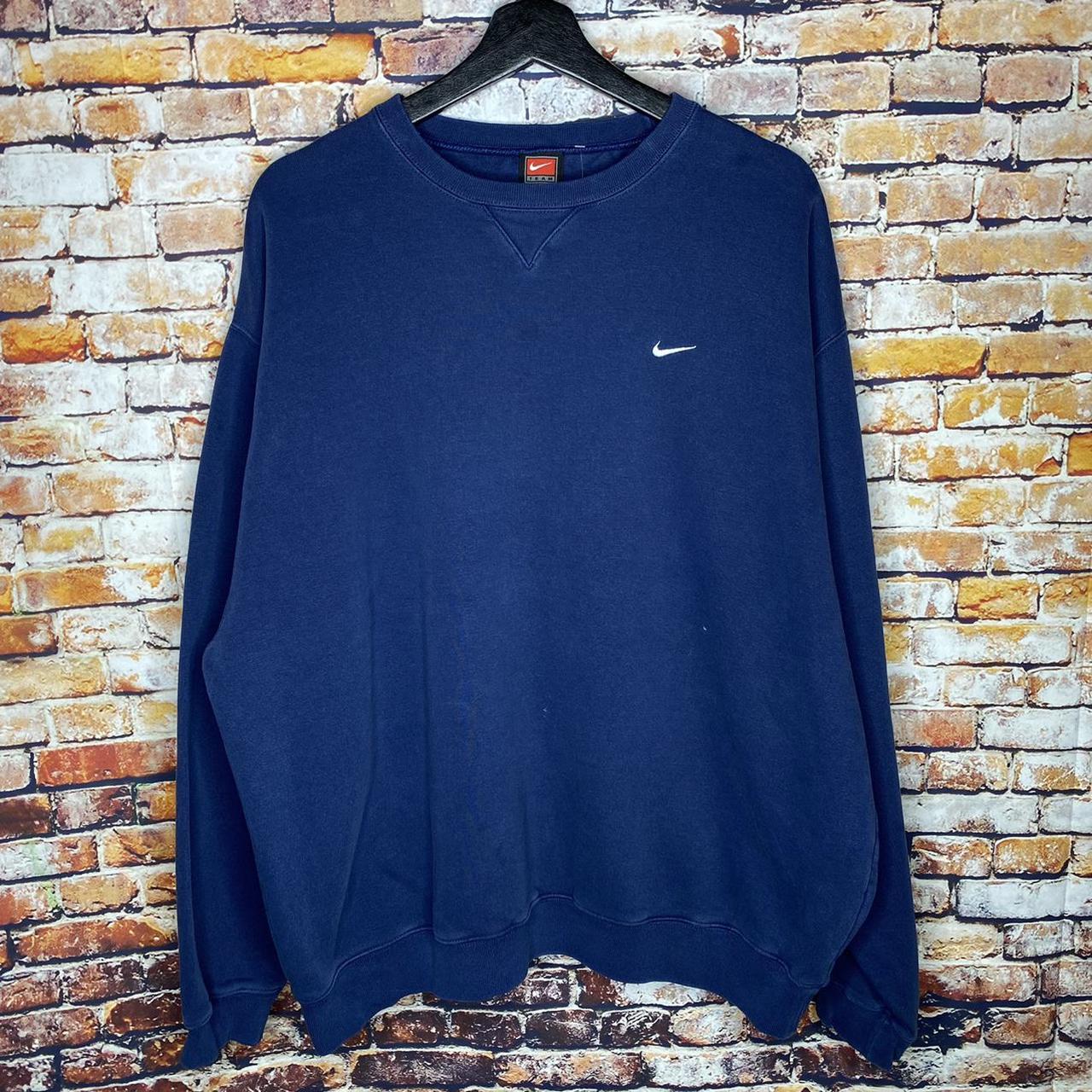 navy blue crewneck nike
