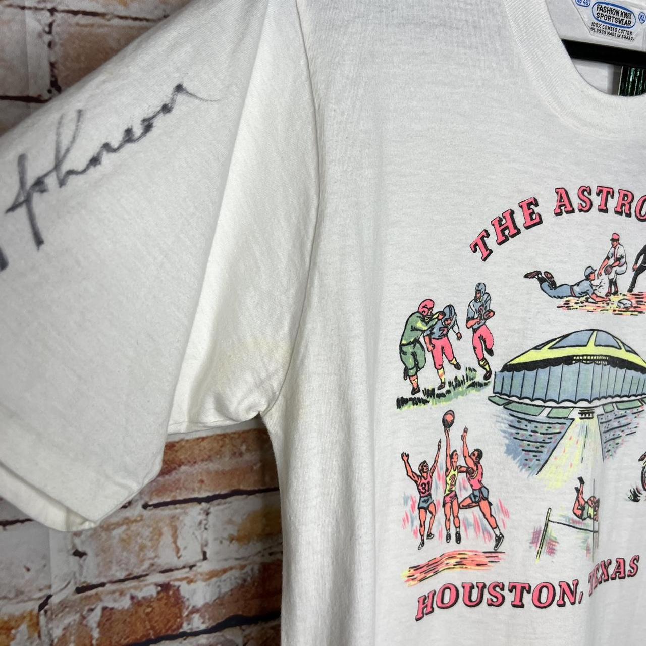 Astros astrodome Tshirt, size xl - Depop