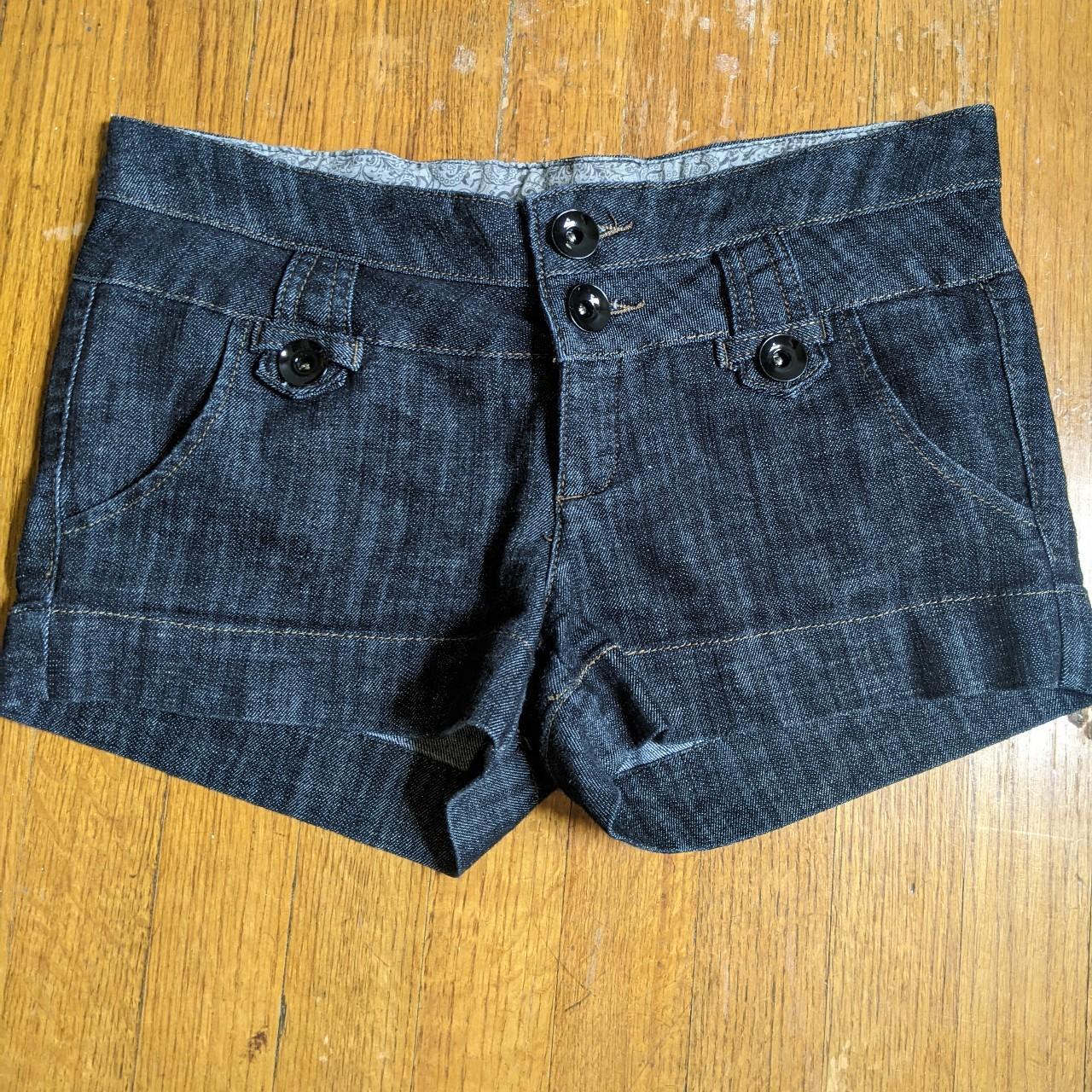 Women's Shorts | Depop