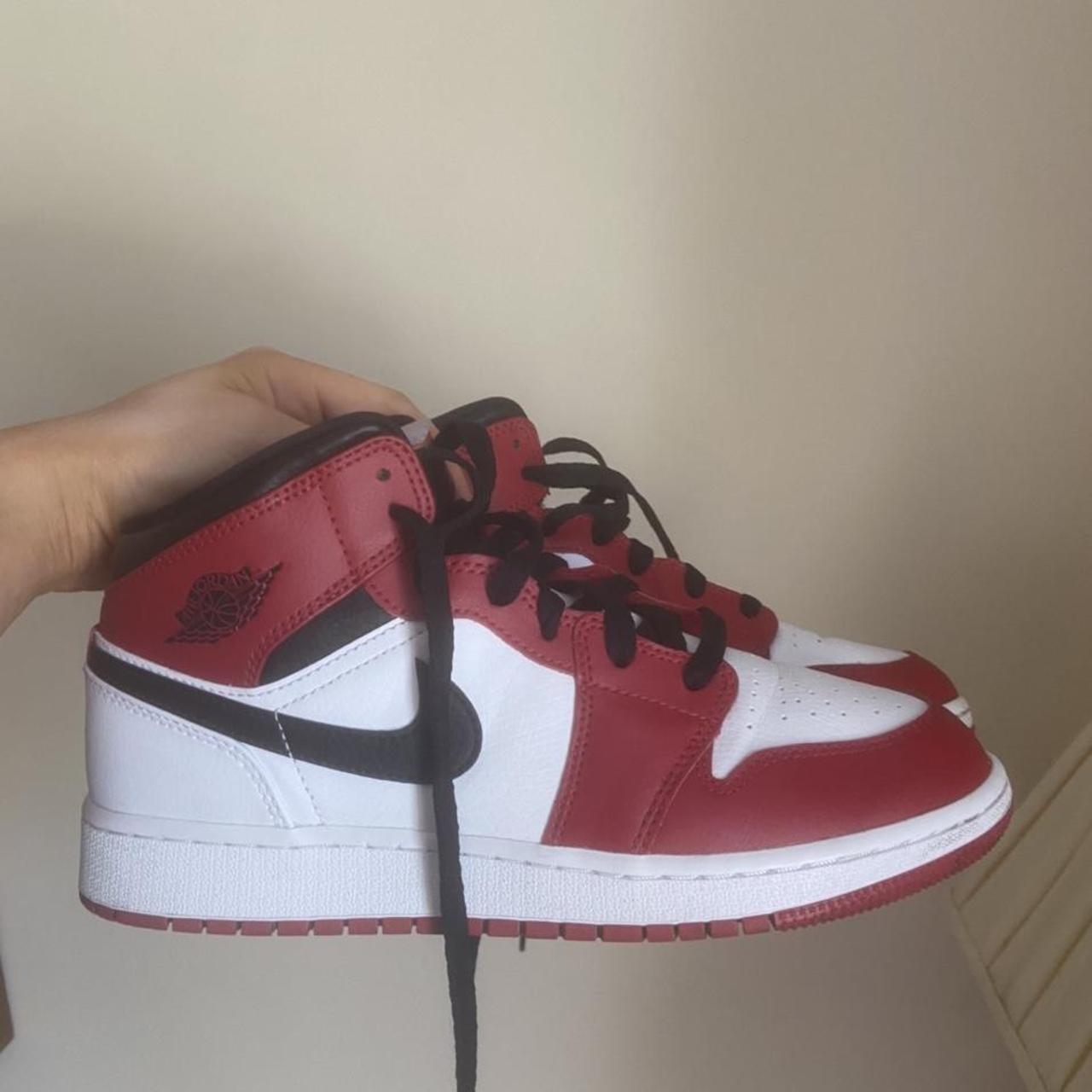j1 mid chicago white toe