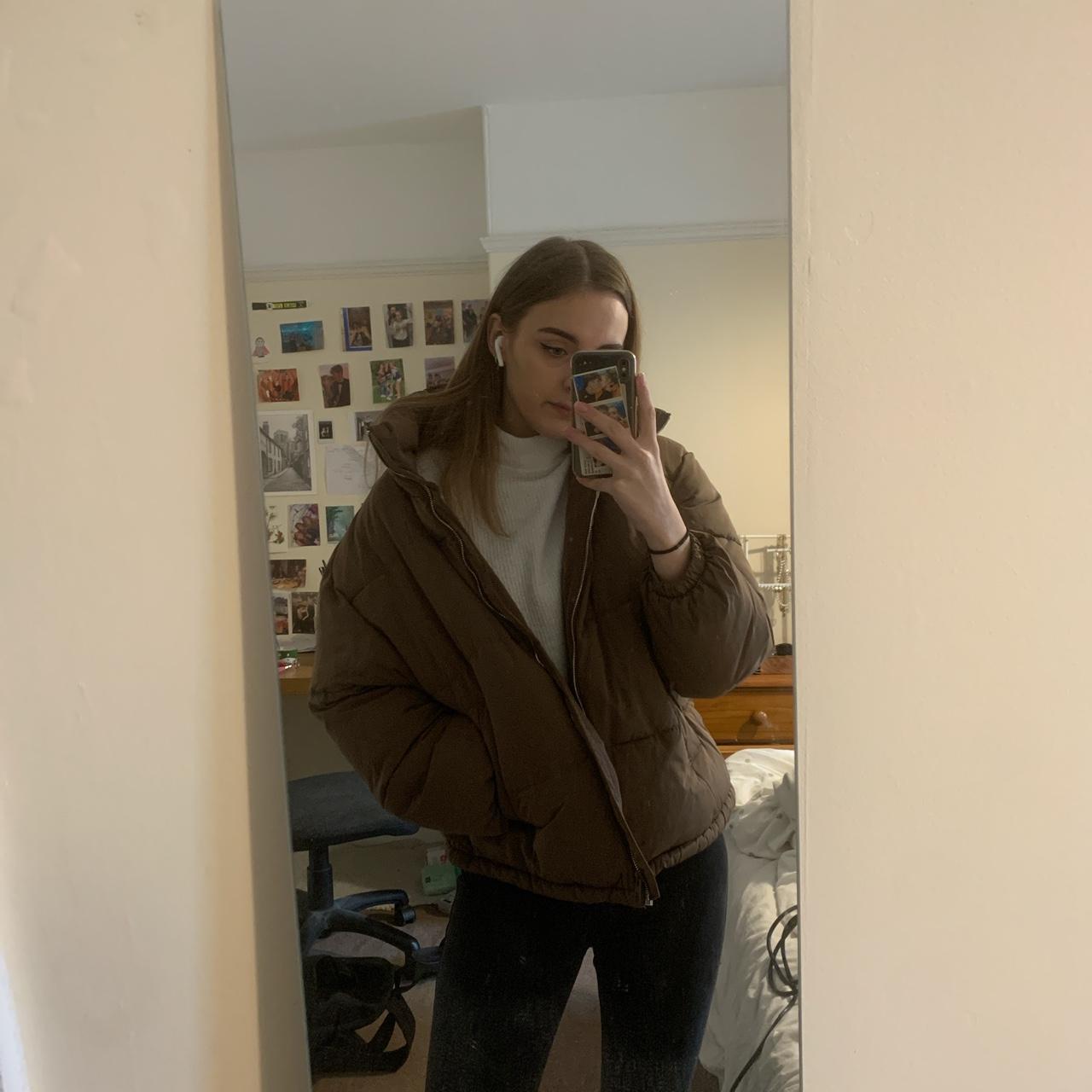 brown puffer pull and bear