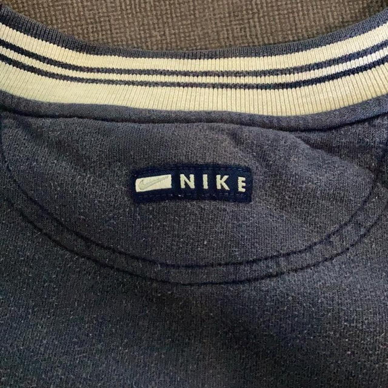 Nike Men's Navy Sweatshirt Depop