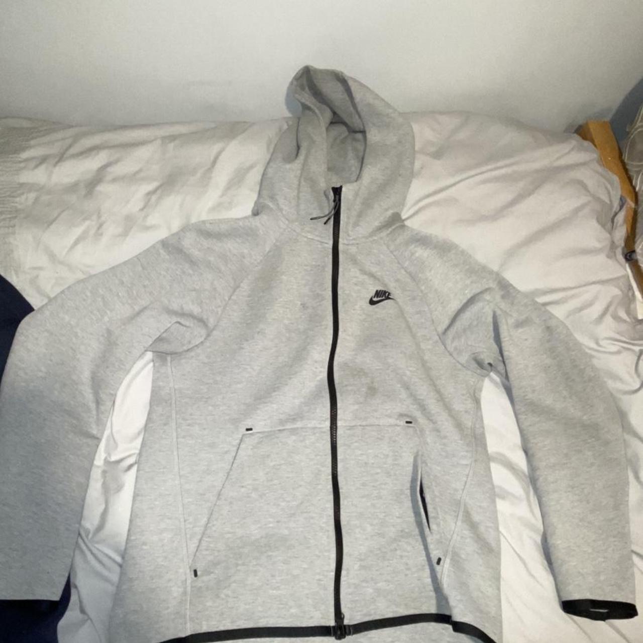old season grey tech fleece