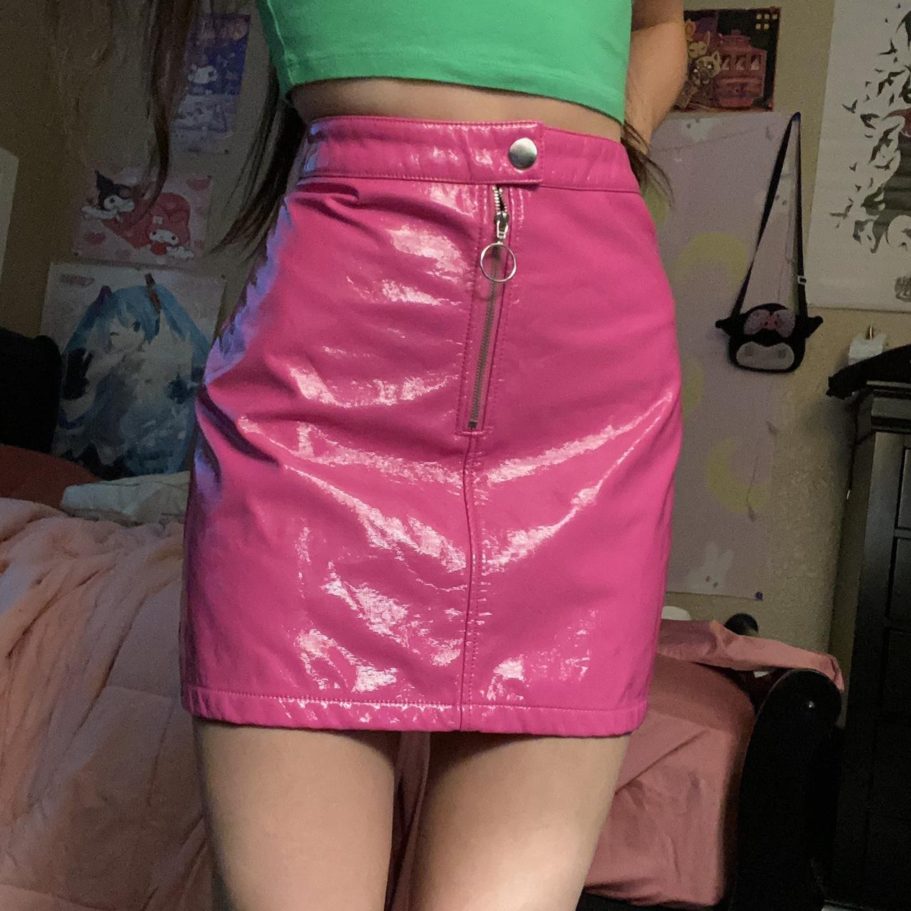 Pink vinyl skirt forever 21 best sale