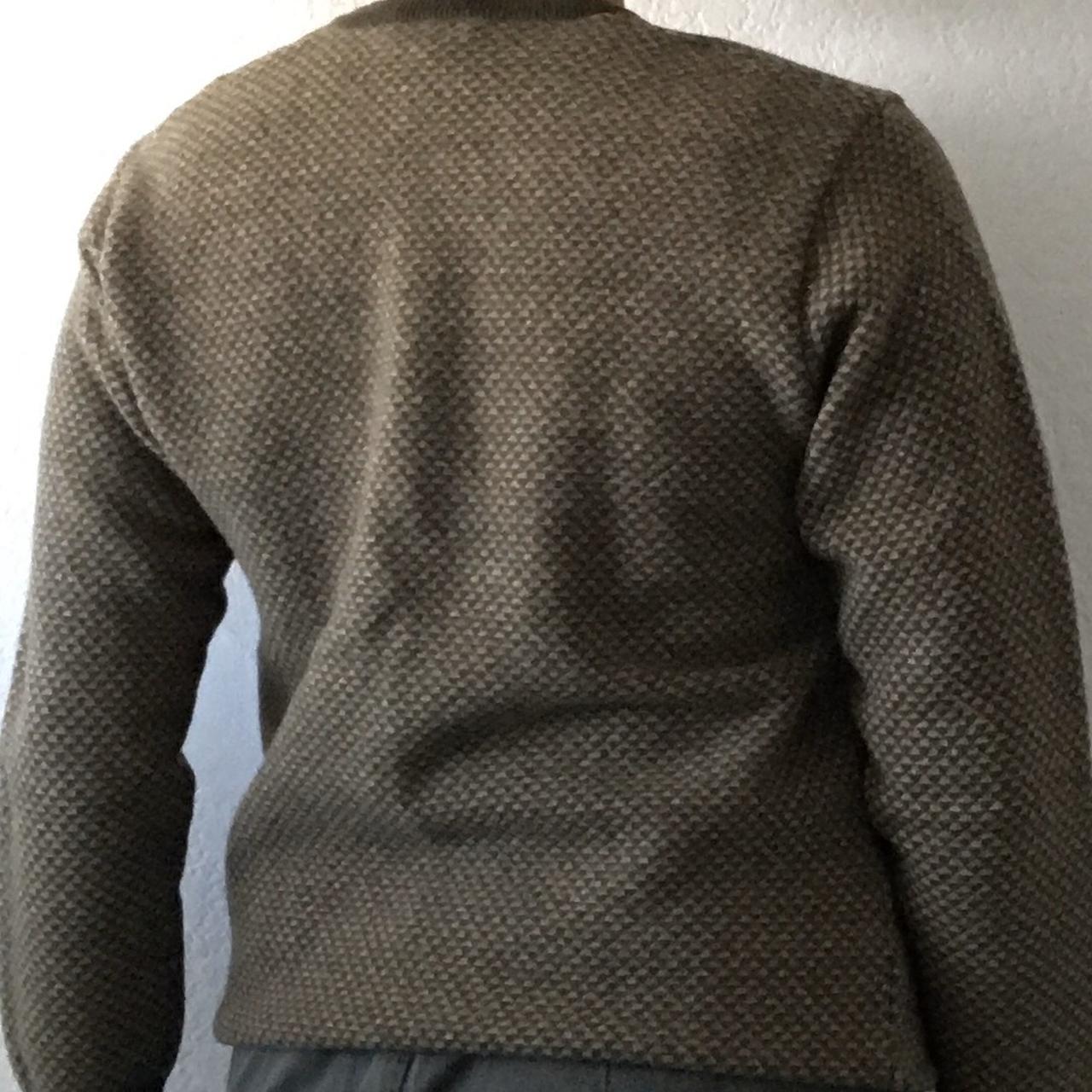 Vintage Neiman Marcus 100% Wool V-neck Sweater.... - Depop