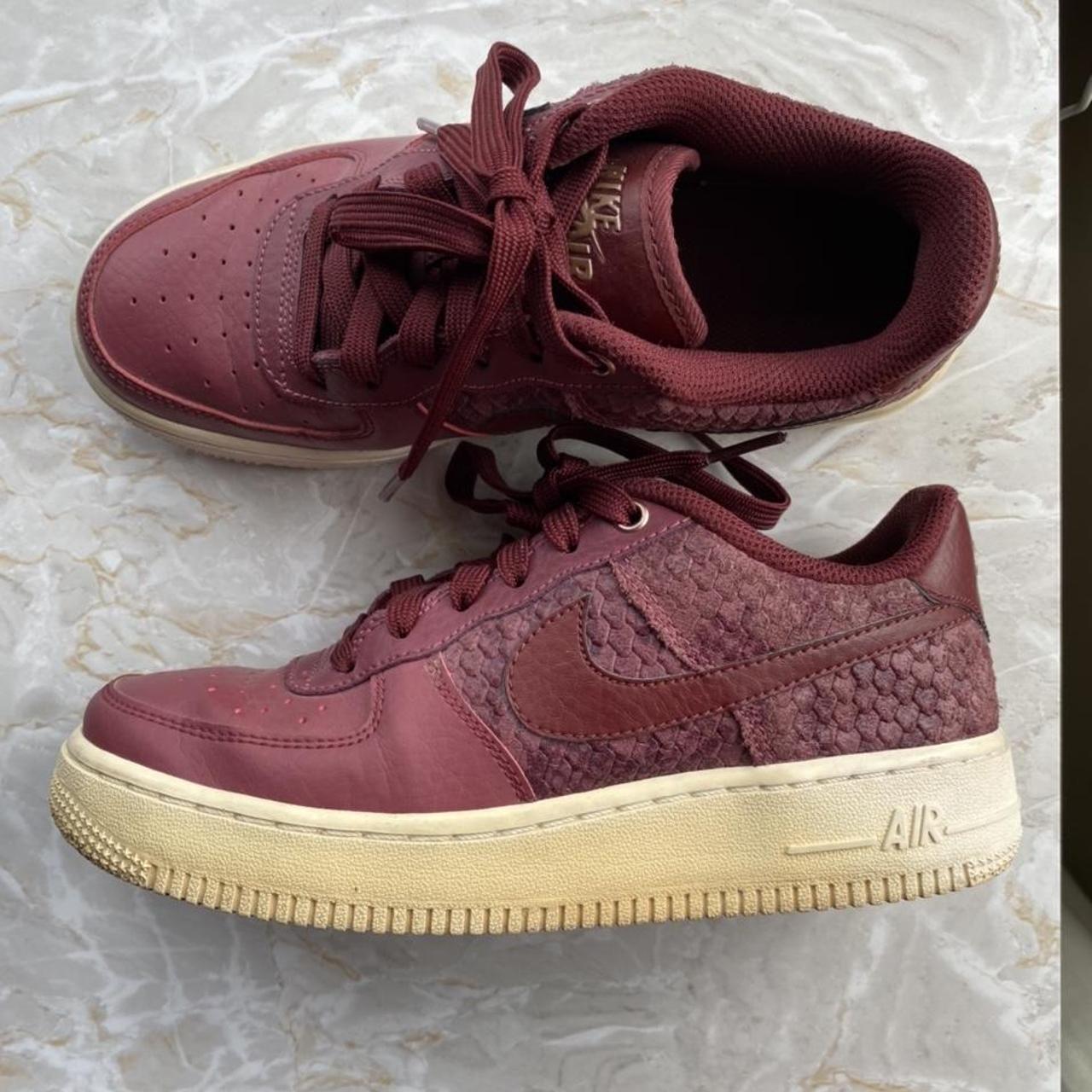 maroon af1 suede
