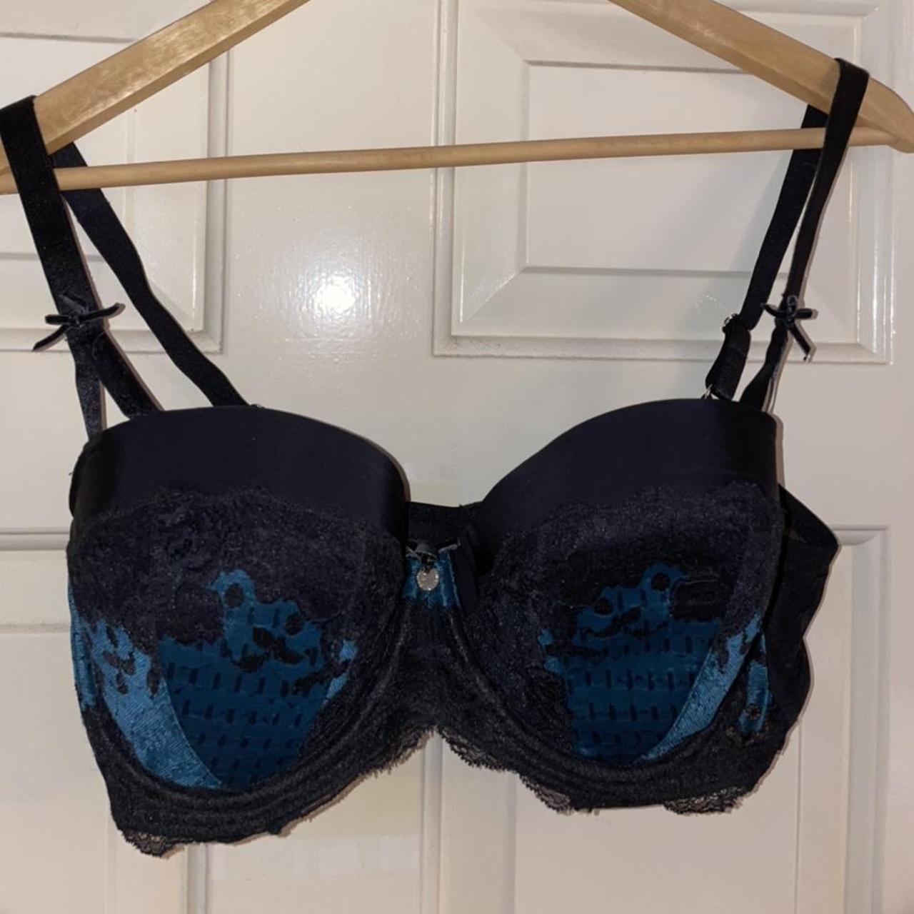 ✨Boux Avenue black and blue bra with netted...