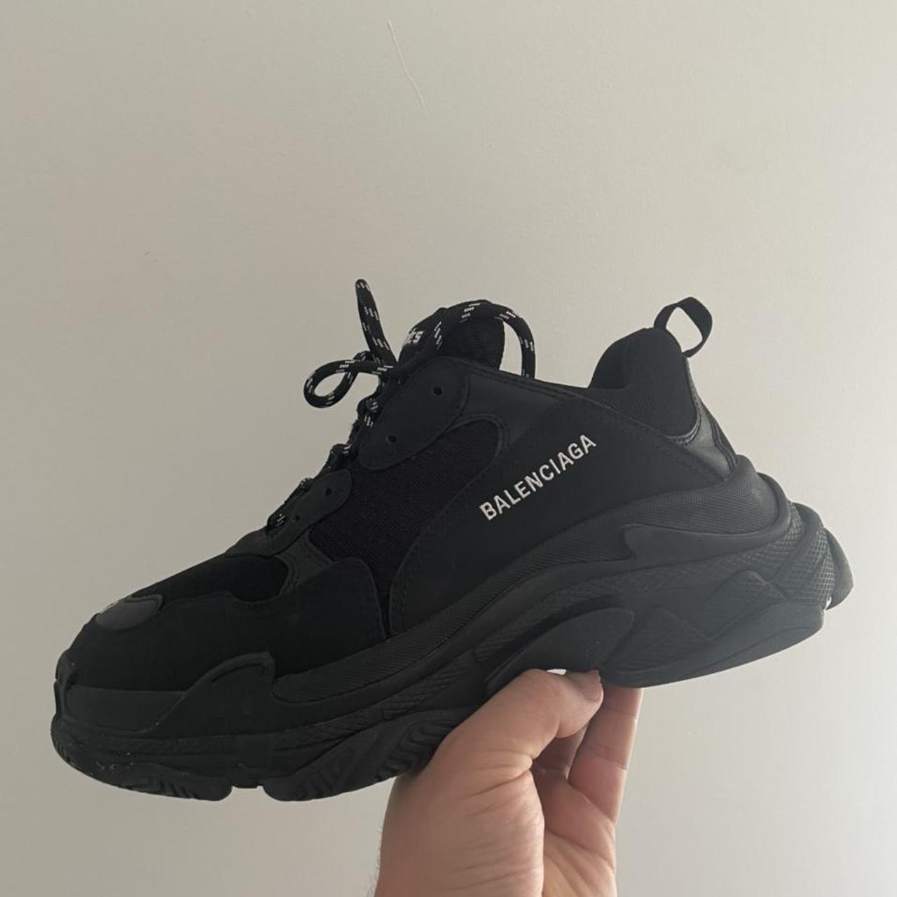 balenciaga triple s triple black