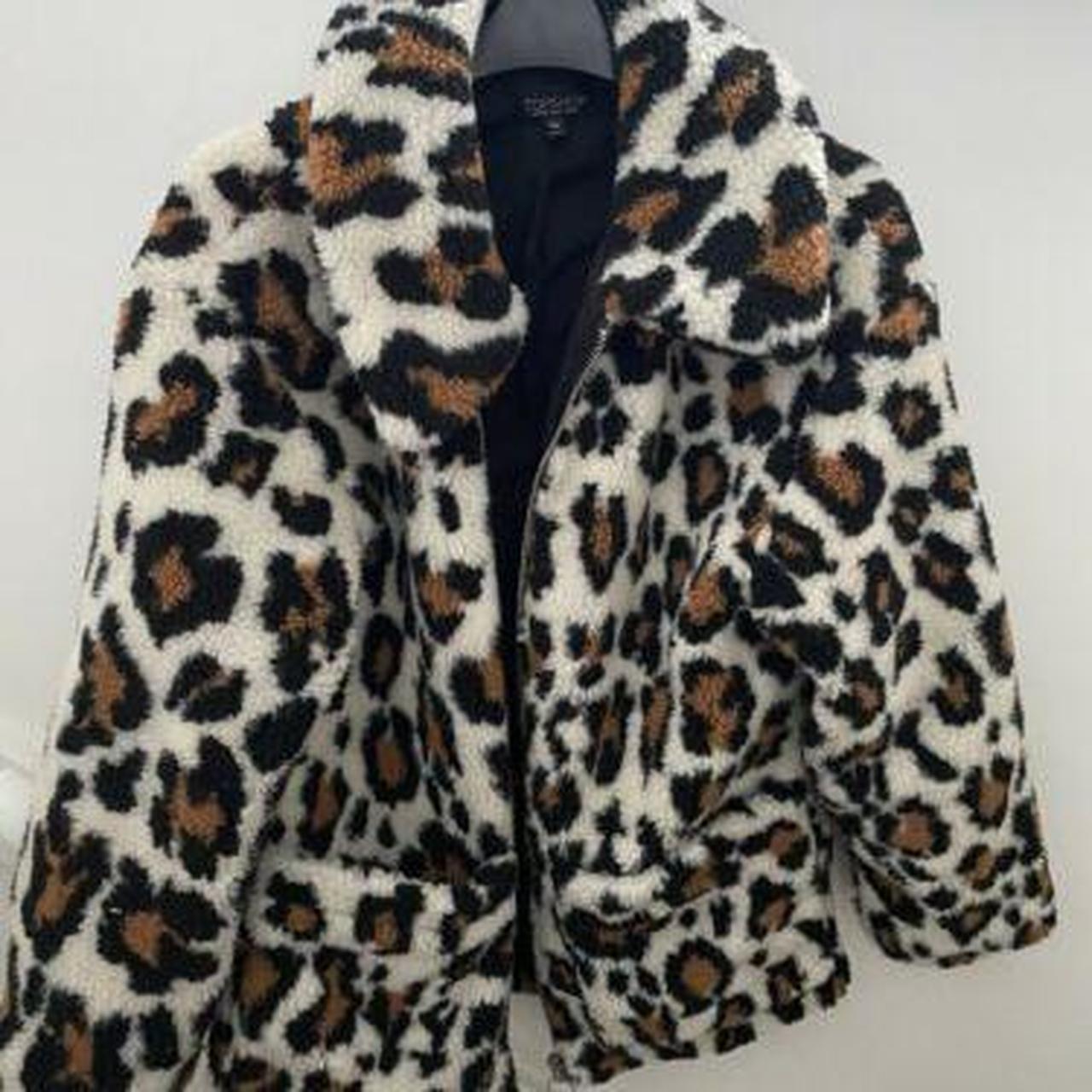 Top shop Borg coat leopard print - Depop