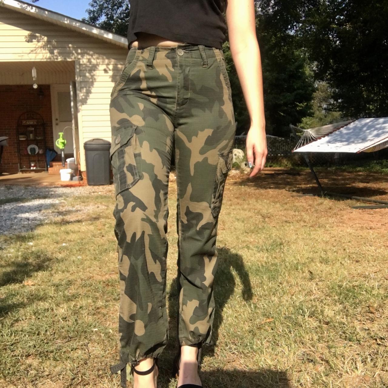 Super cute camo cargo army pants! These babies are... Depop