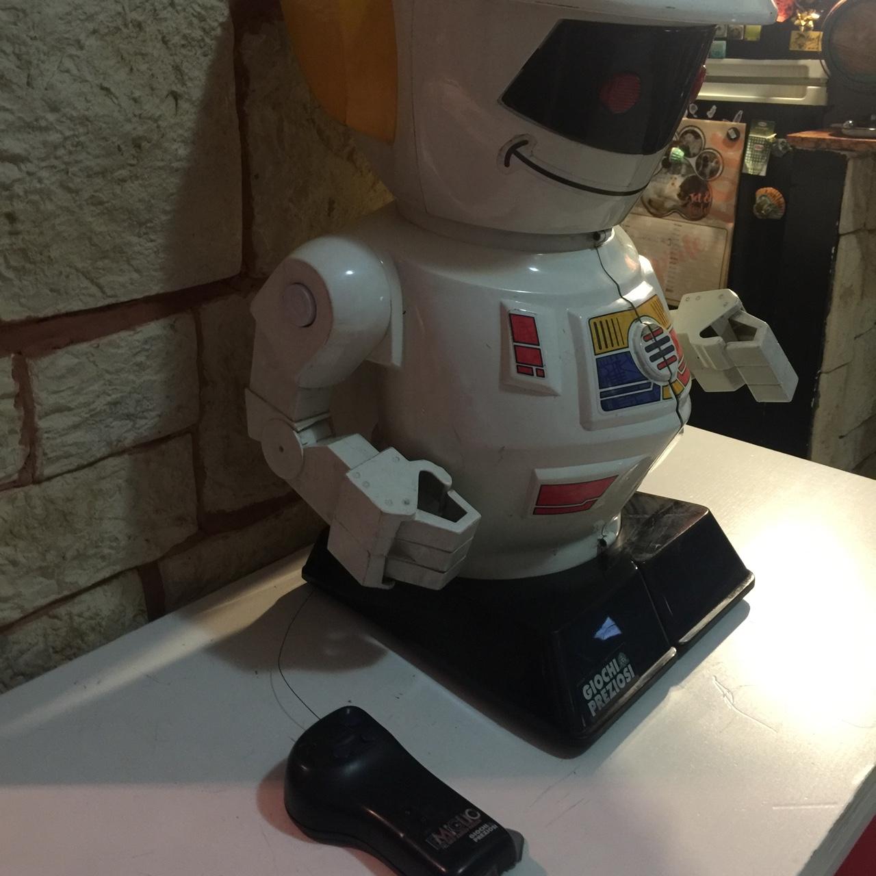 Sold at Auction: Robot Emilio