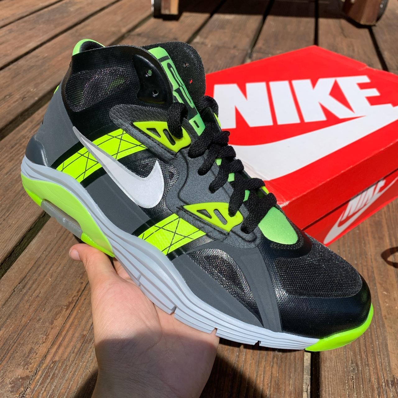 nike trainer shoes black